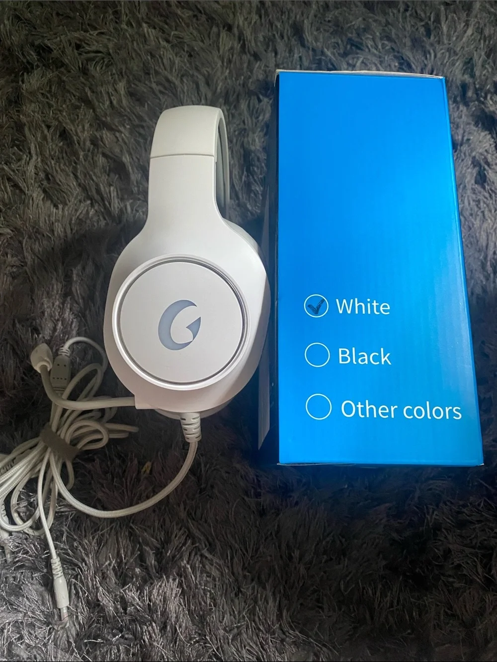 White and gray wired headset with mic